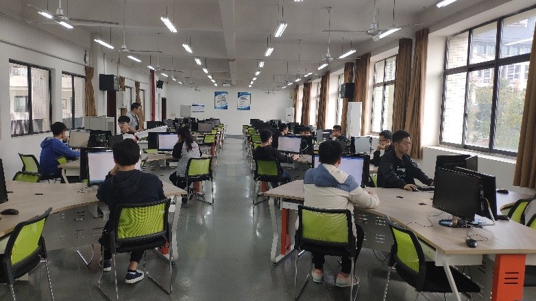 大數(shù)據(jù)與物聯(lián)網(wǎng)學(xué)院 重慶工程職業(yè)技術(shù)學(xué)院網(wǎng)絡(luò)技術(shù)服務(wù)的創(chuàng)新實(shí)踐